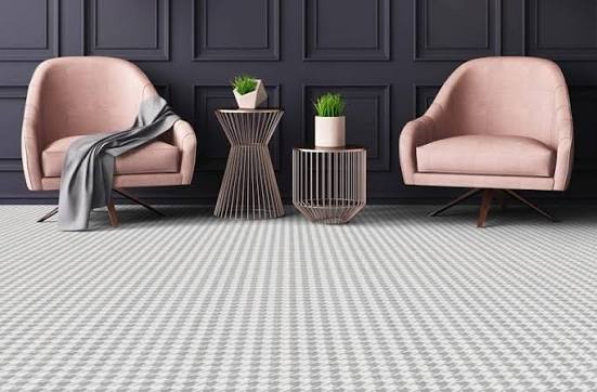 CARPET & FLOORING